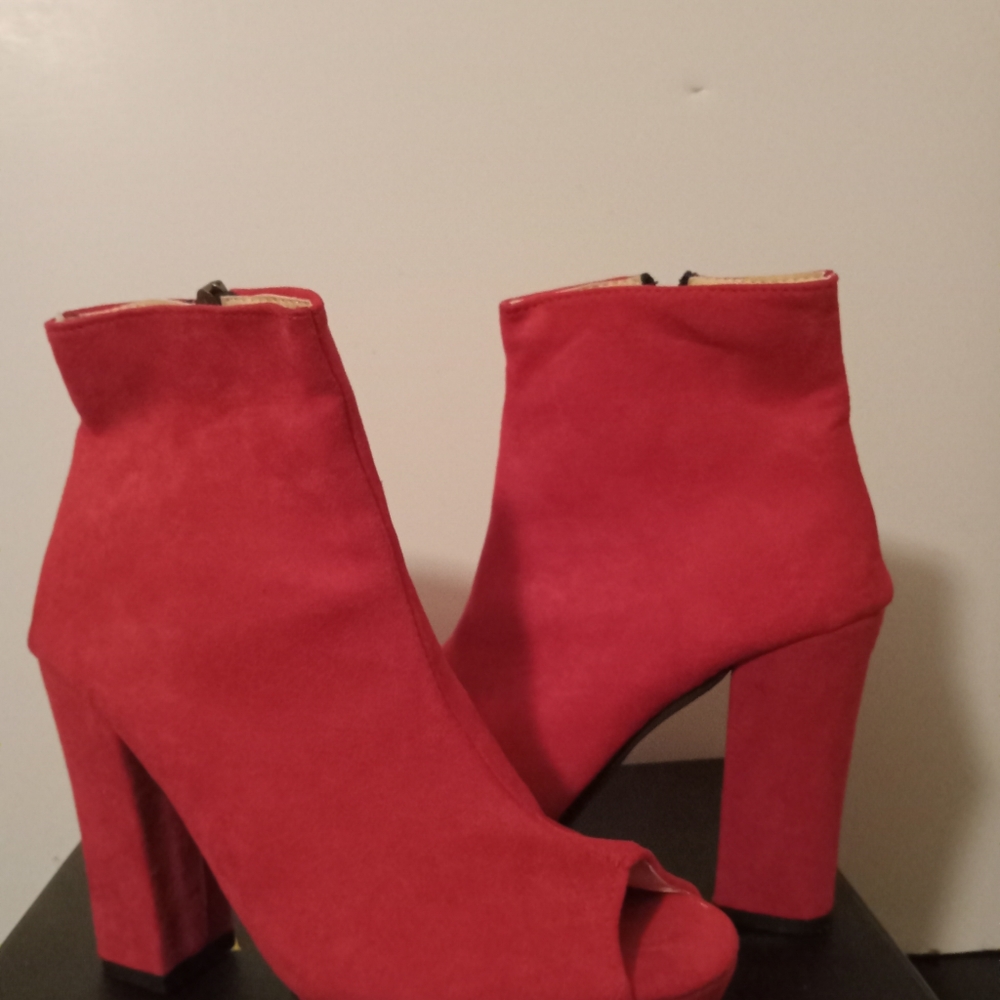 Boots - Picture 2 of 2